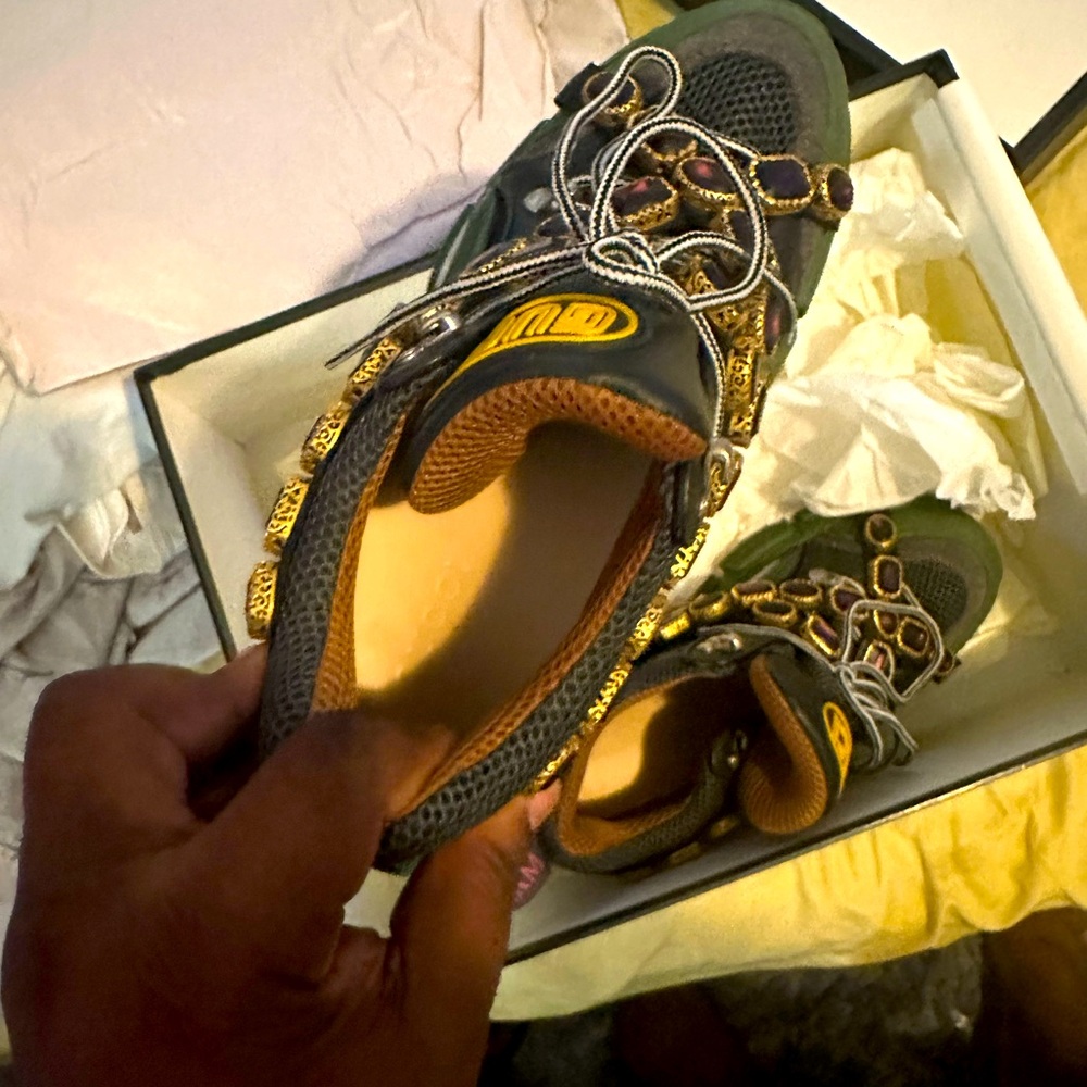 It’s authentic Gucci flashtreck used like new with original box and dust bag